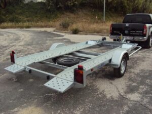 1300 kg autotransporter met enkele as