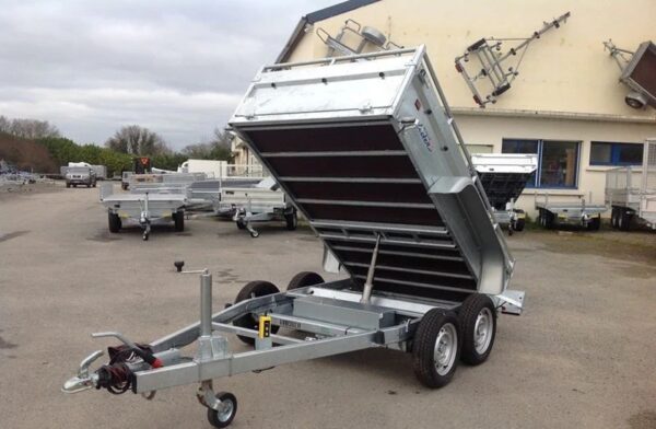 Robuuste Lider kipperoplegger, GVWR 1500 kg, nieuwe dubbele assen met remmen.