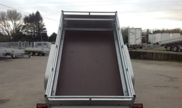 Robuuste Lider kipperoplegger, GVWR 1500 kg, nieuwe dubbele assen met remmen.