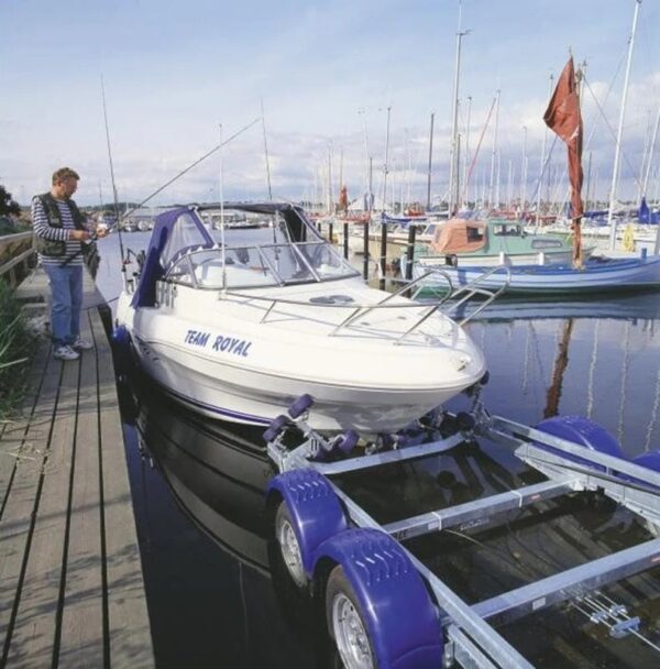 00077 Bootdrager 24 ft / 7 m 2500 kg BRENDERUP