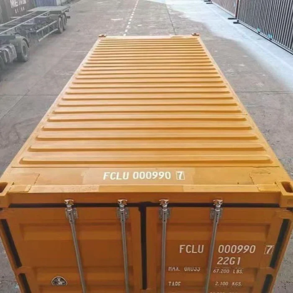 33 Nieuwe gele zeecontainers van 20 voet
