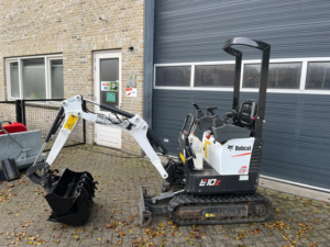 Bobcat E10Z minigraver +/- 1525 draaiuren