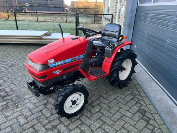 YANMAR KE-3 Compacttractor