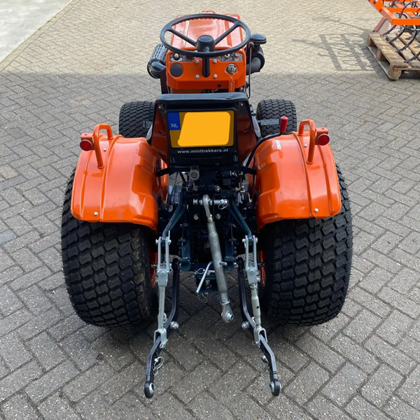 Kubota Compacttractor B7001