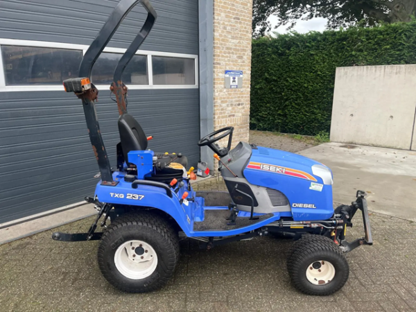 ISEKI TXG 237 incl. frontschuif