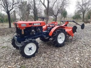 Kubota B6000 minitractor